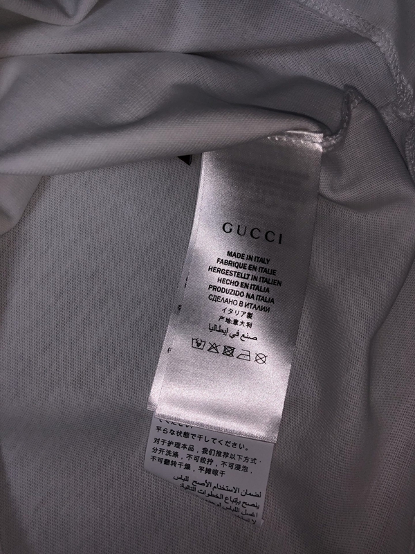 ブランドTシャツ着用イメージ